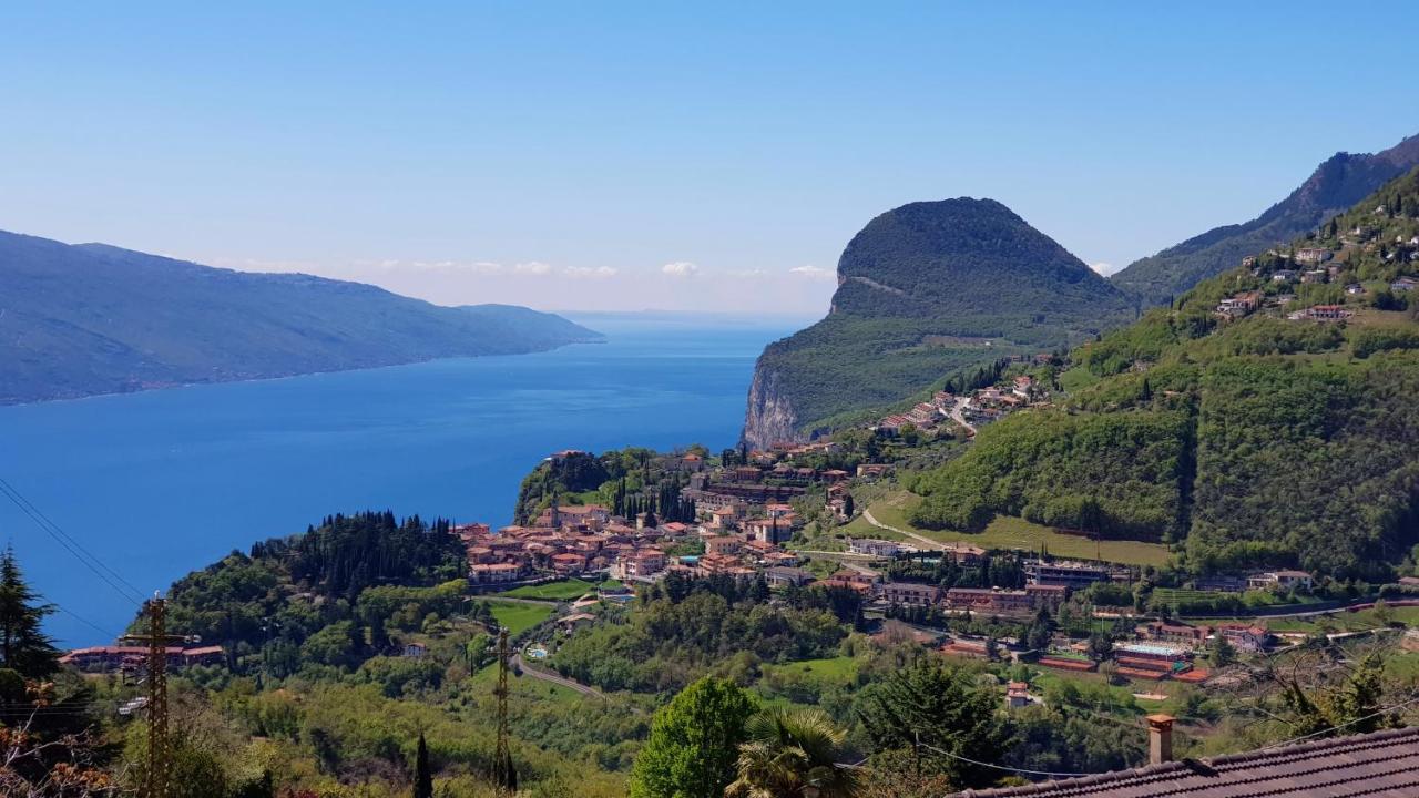 Casa Palanca 2 Balcony Lake View By Garda Domus Mea Tremosine Luaran gambar